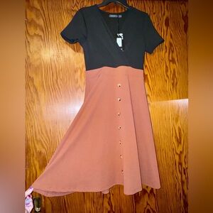 Two-Tone Midi Dress with Button-Front Skirt - Black & Rust